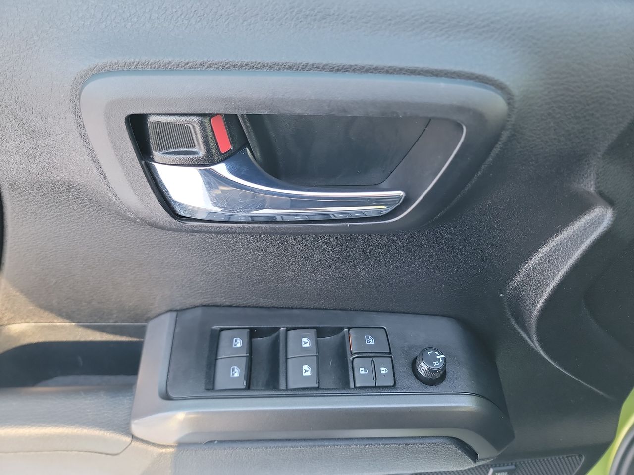 Thumbnail: 2023 Toyota Tacoma - 11