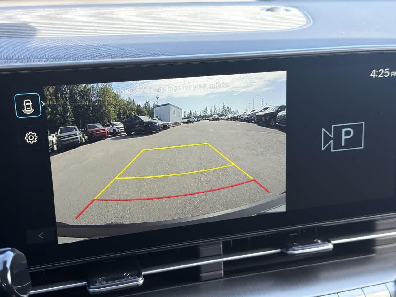 2027 Hyundai Kona Essential - Photo 17