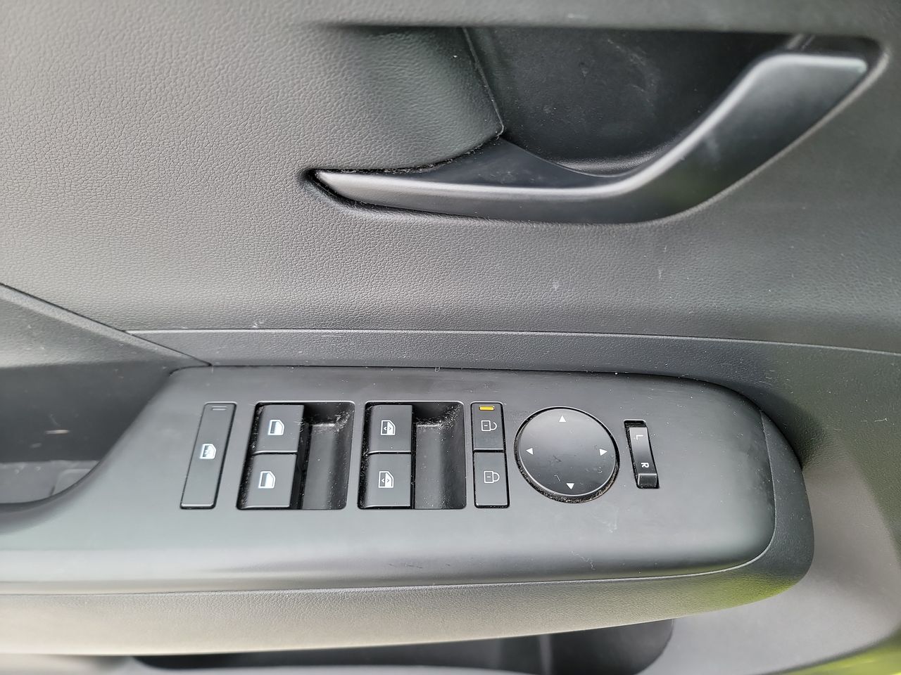 Thumbnail: 2024 Hyundai Kona - 11