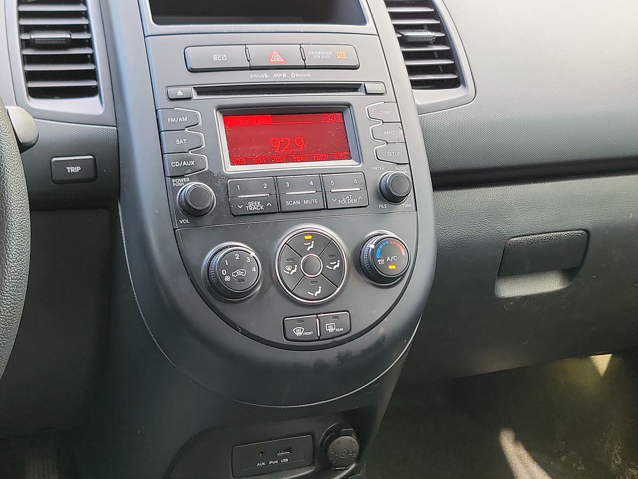 Thumbnail: 2012 Kia Soul - 18
