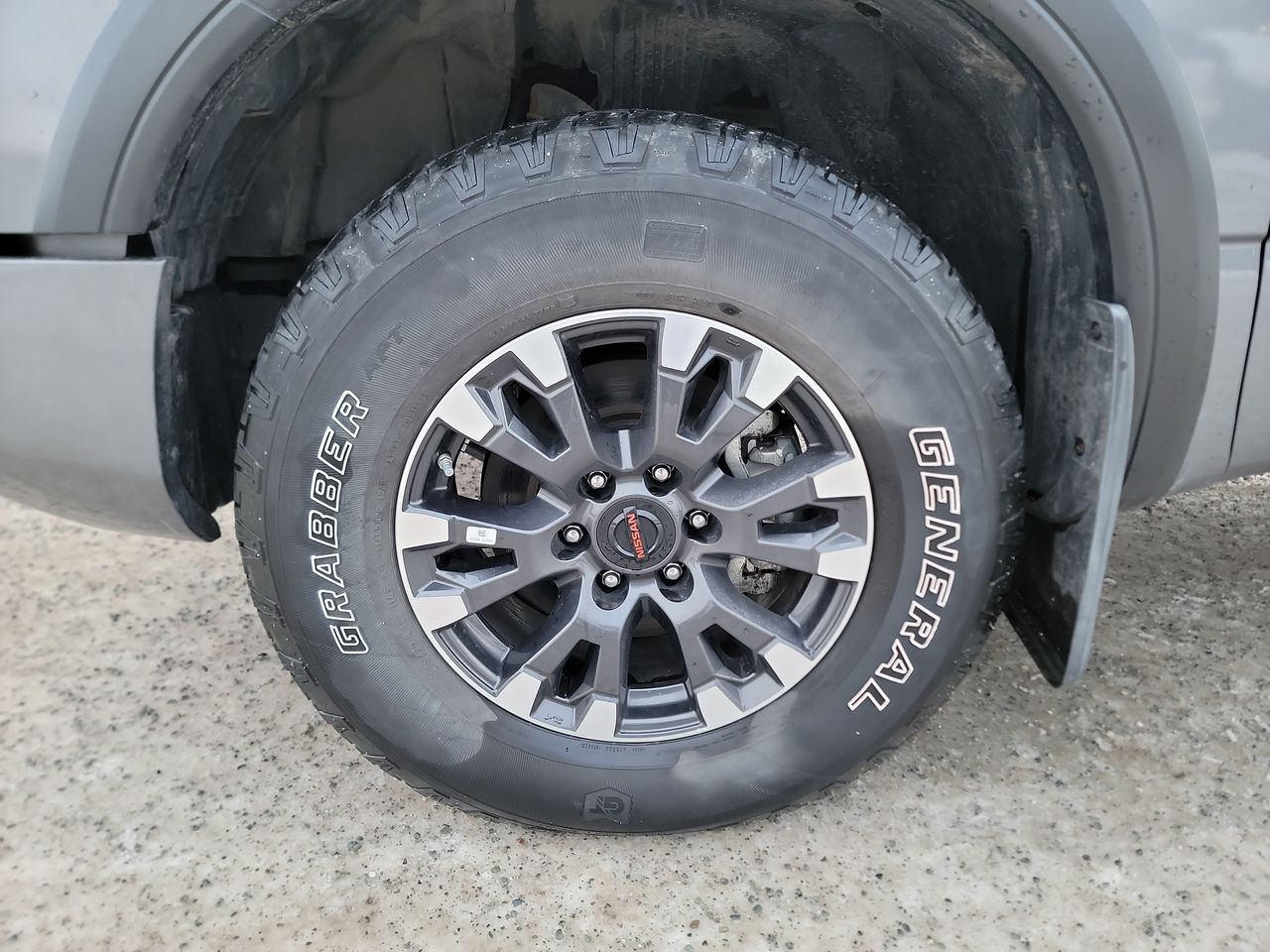 Thumbnail: 2022 Nissan Titan - 10