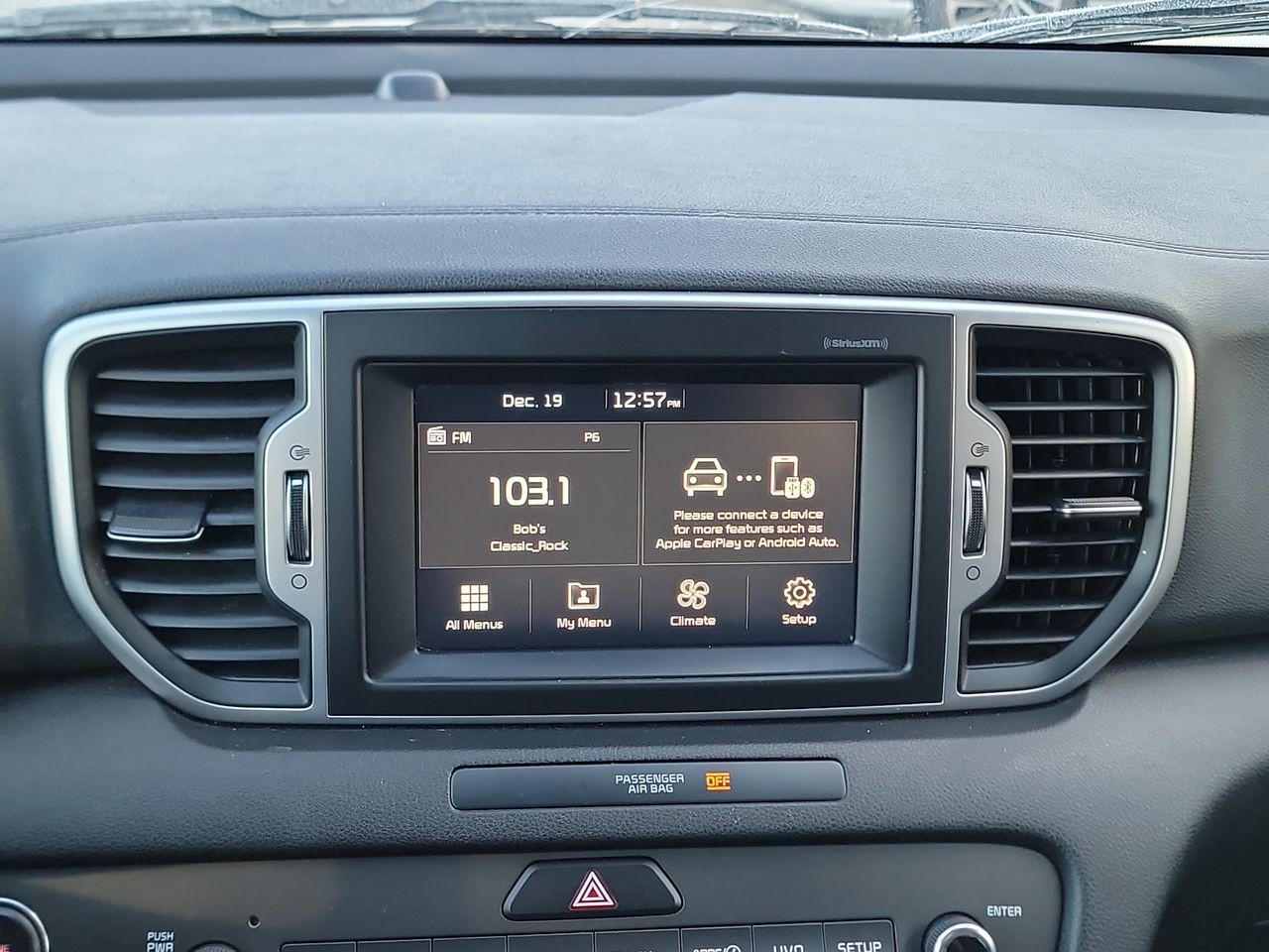 Thumbnail: 2017 Kia Sportage - 16