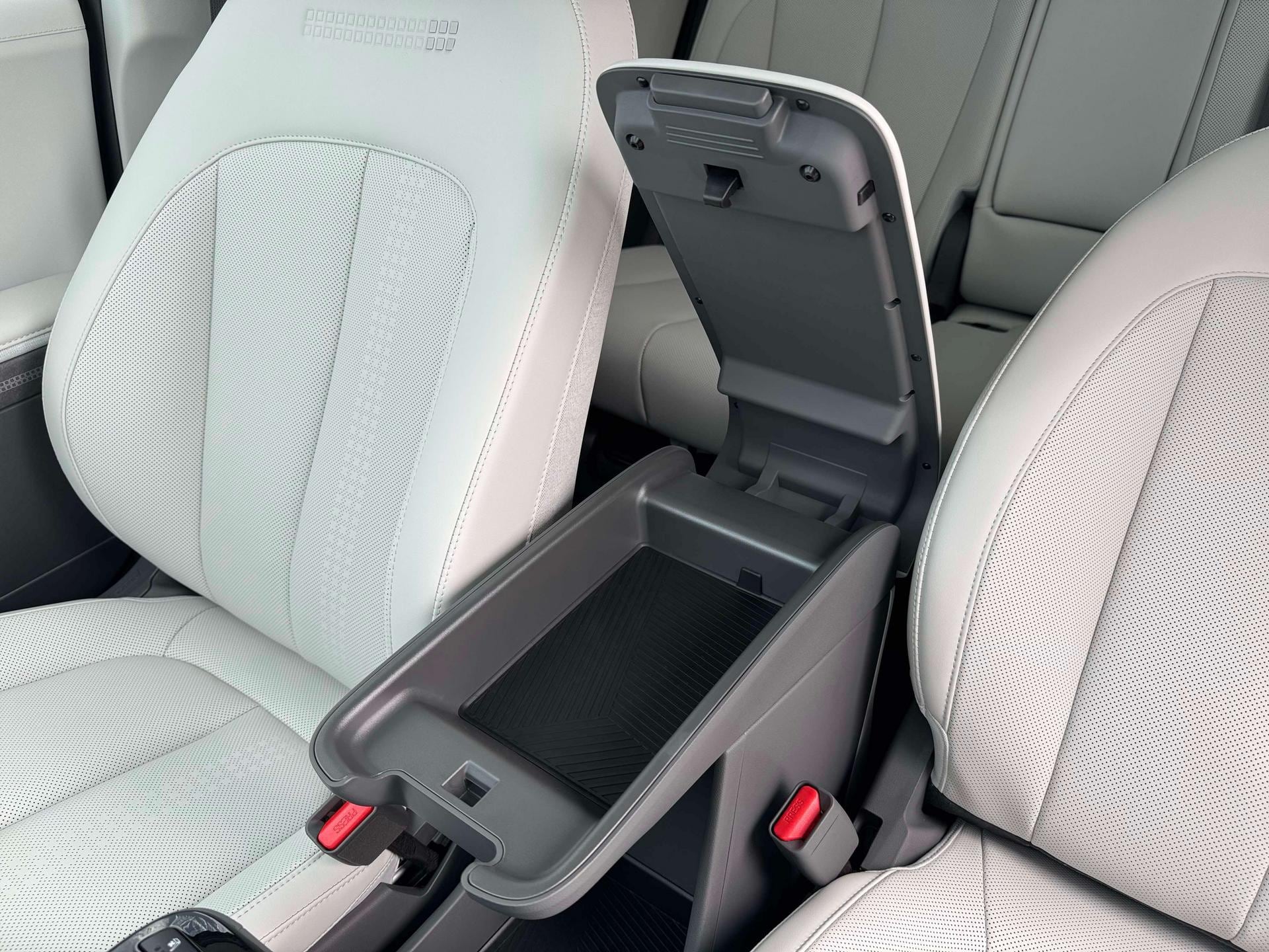 Thumbnail: 2026 Hyundai Ioniq 5 - 18