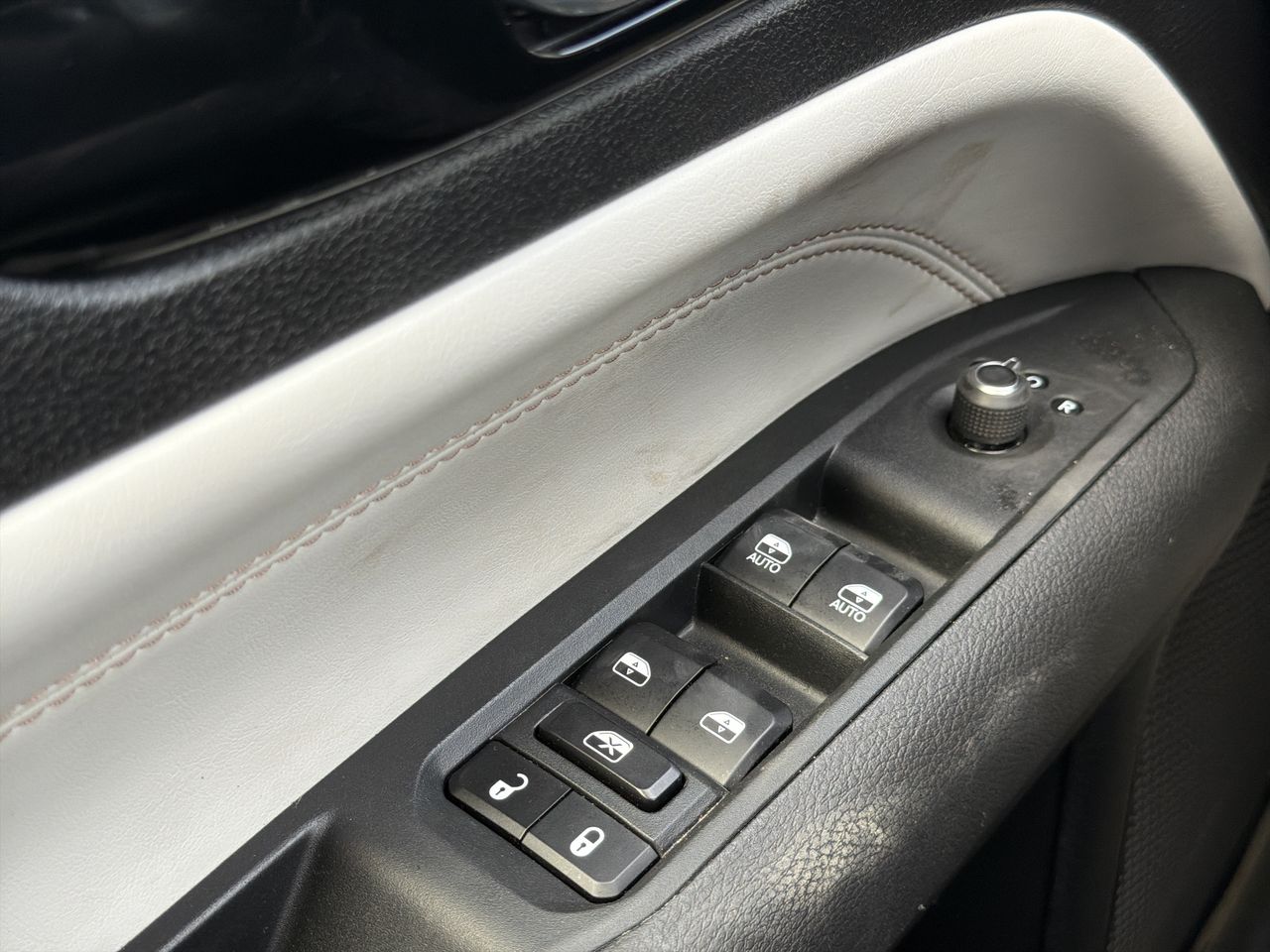 Thumbnail: 2025 Jeep Compass - 10
