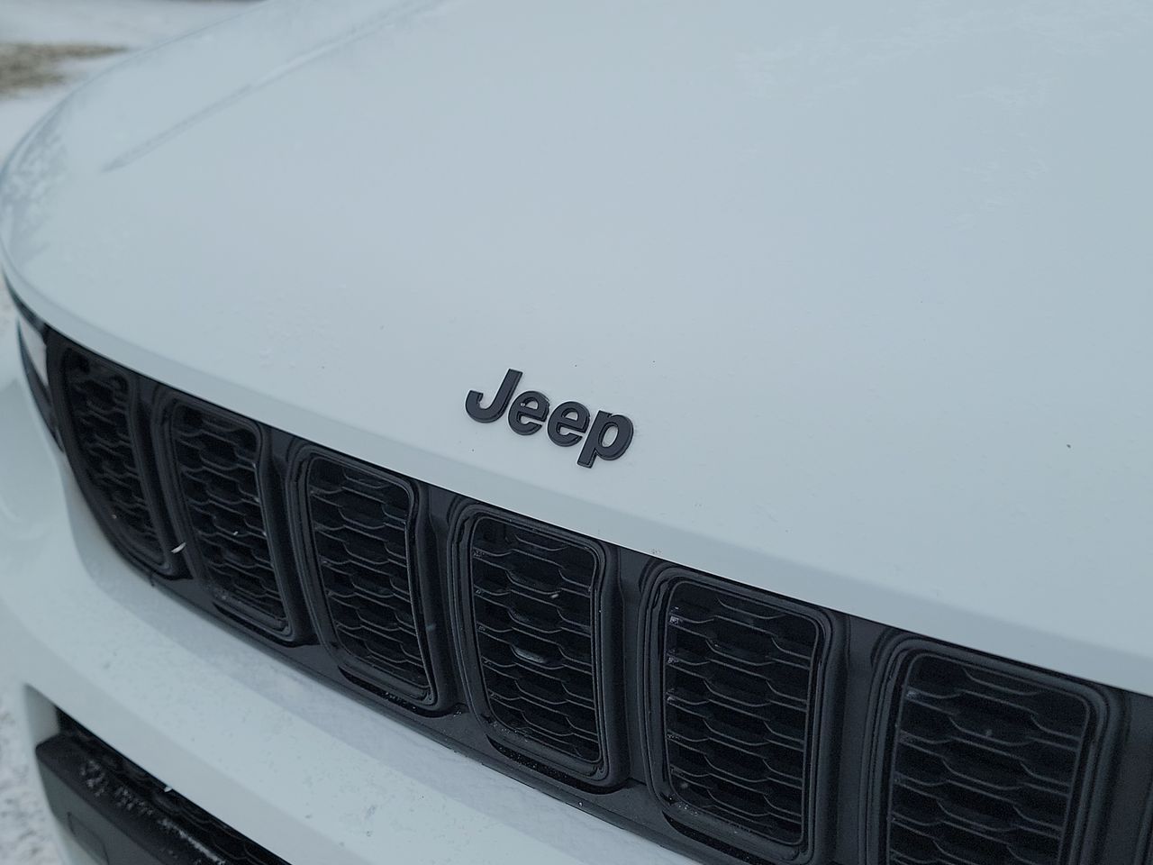 Thumbnail: 2024 Jeep Grand Cherokee L - 25