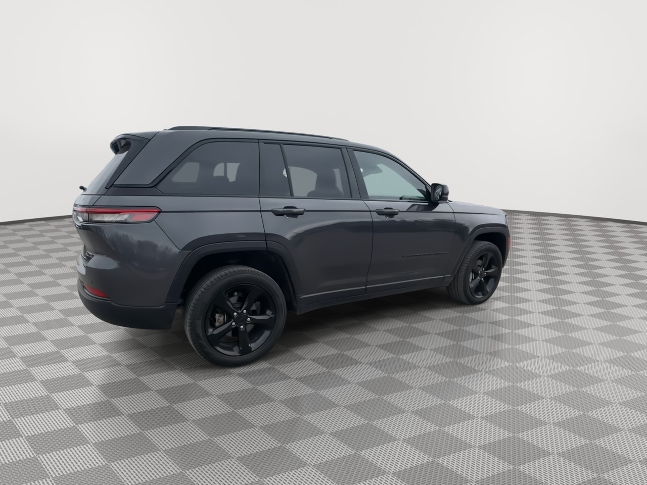 Thumbnail: 2023 Jeep Grand Cherokee - 8