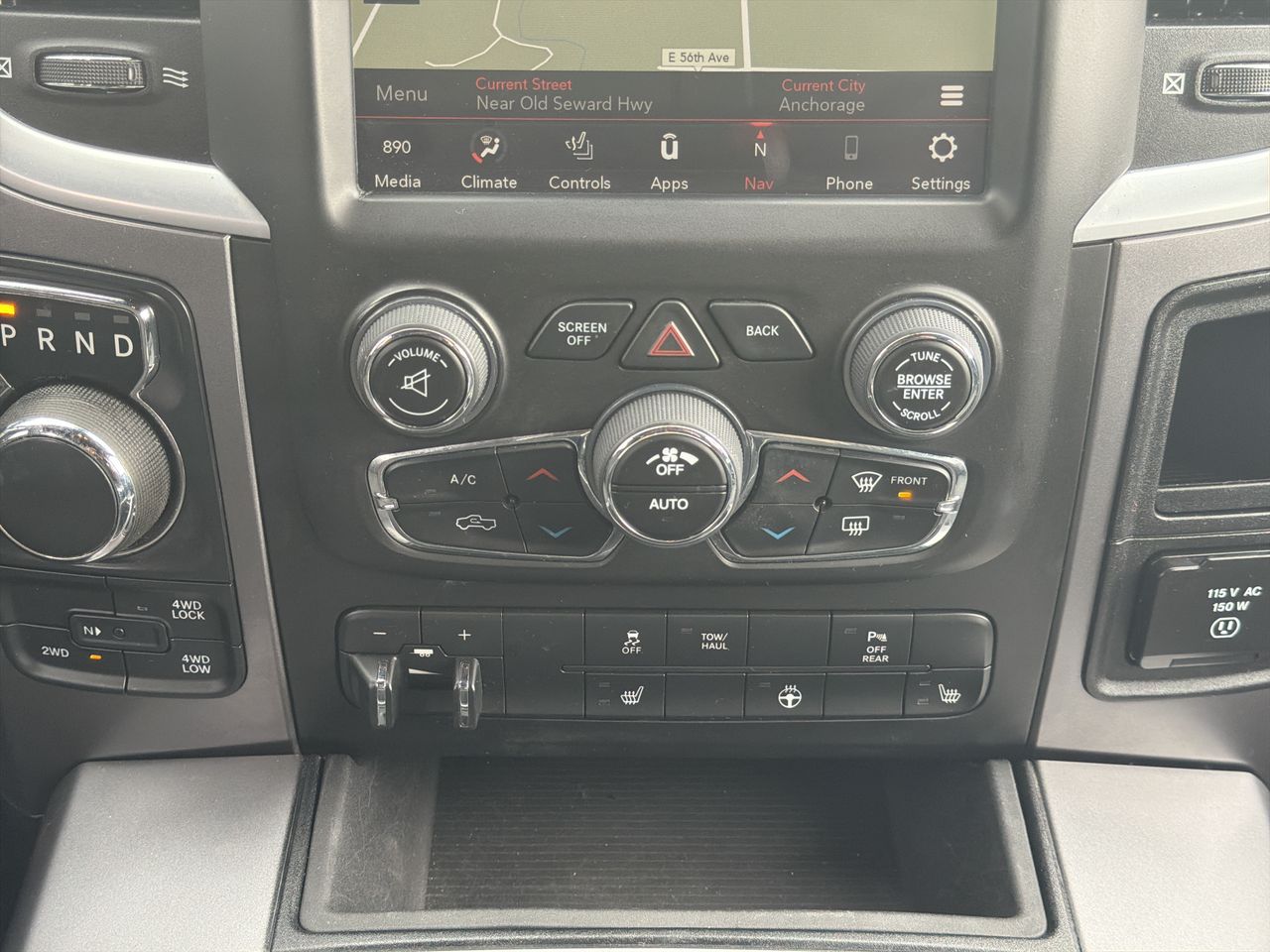Thumbnail: 2022 RAM 1500 Classic - 19