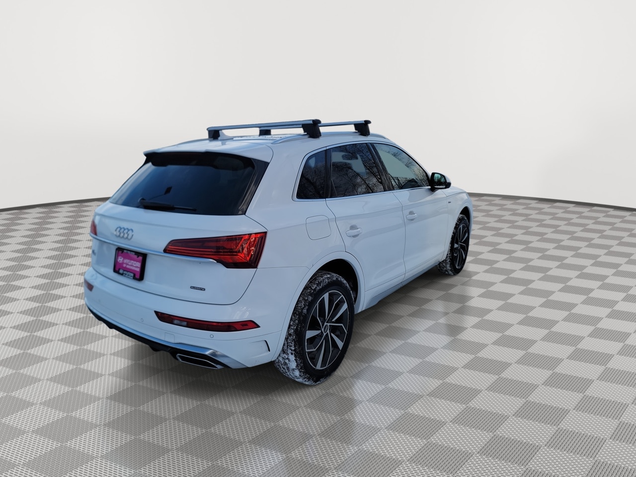 Thumbnail: 2024 Audi Q5 - 8