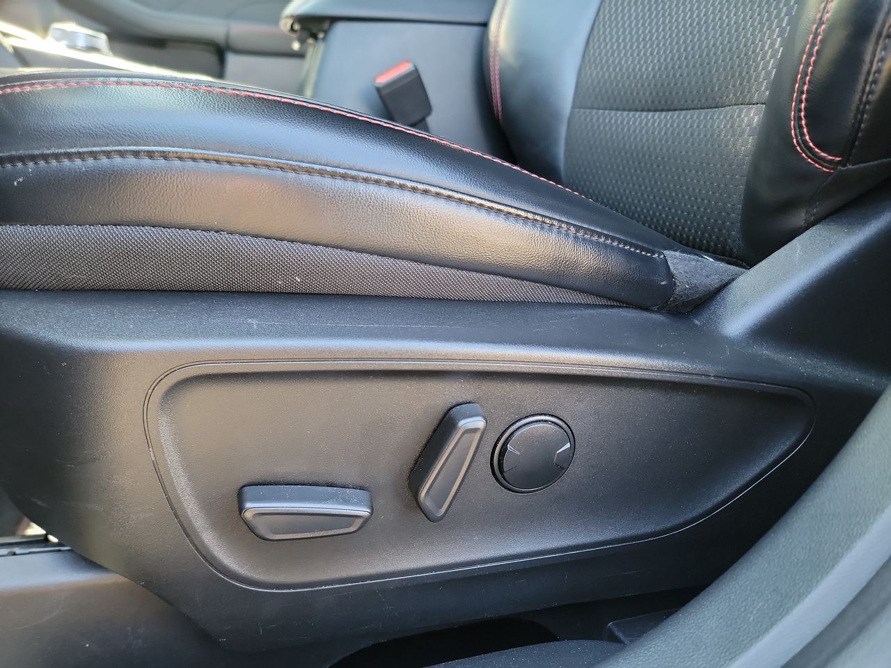 Thumbnail: 2023 Ford Escape - 12