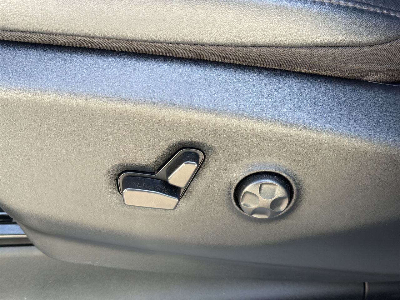 Thumbnail: 2024 Chrysler Pacifica - 11