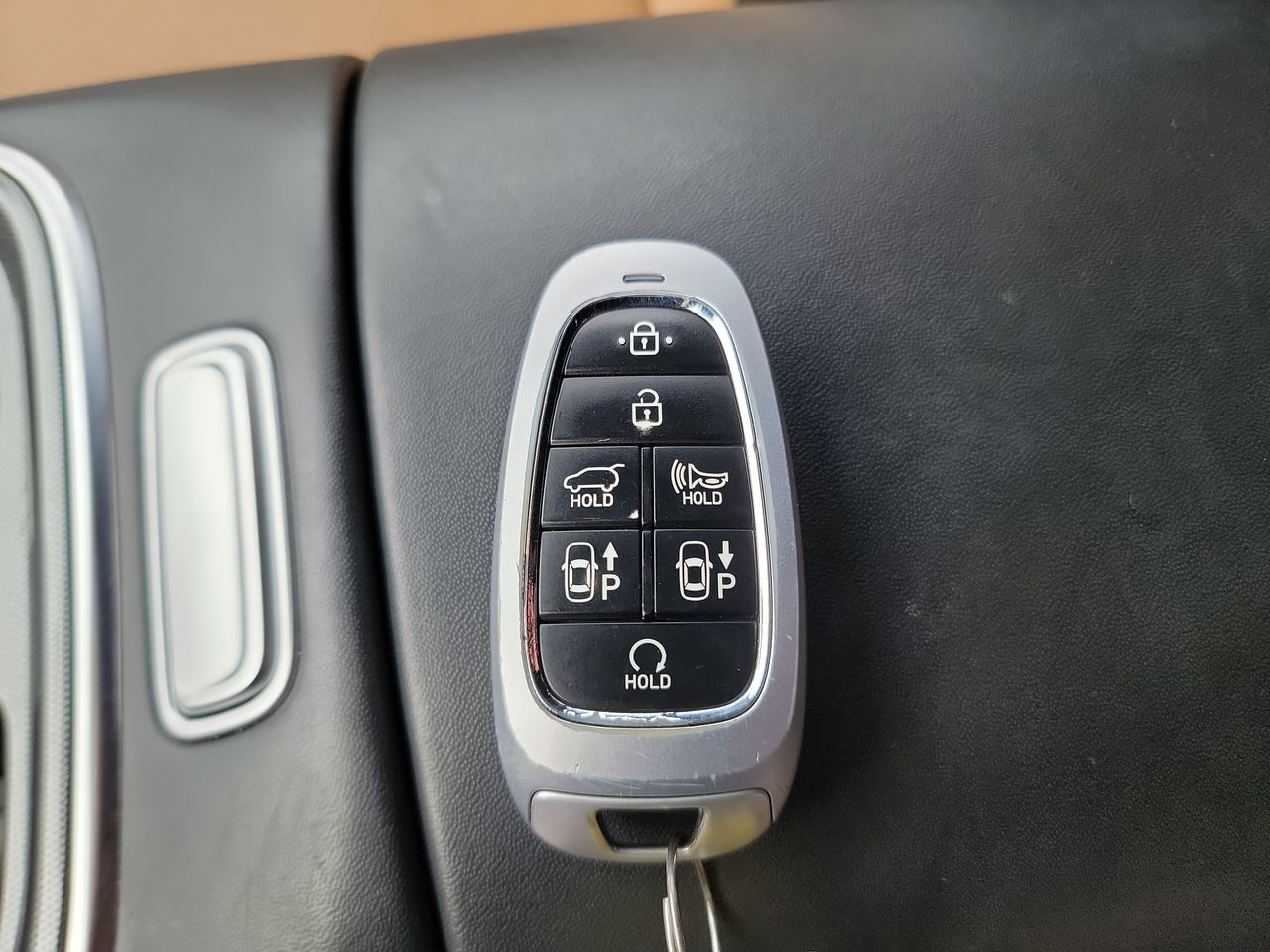 Thumbnail: 2023 Hyundai Santa Fe - 25