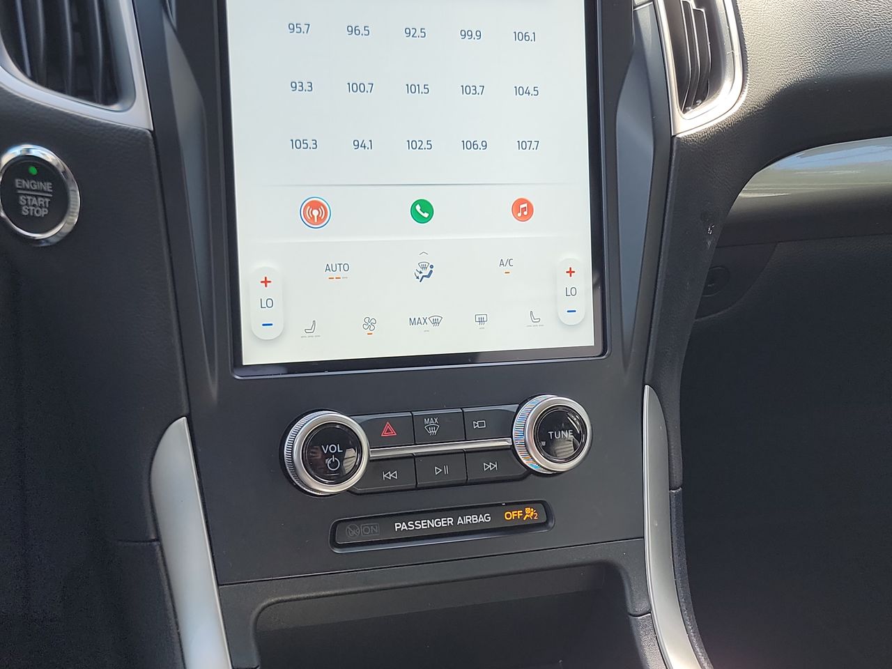 Thumbnail: 2023 Ford Edge - 19