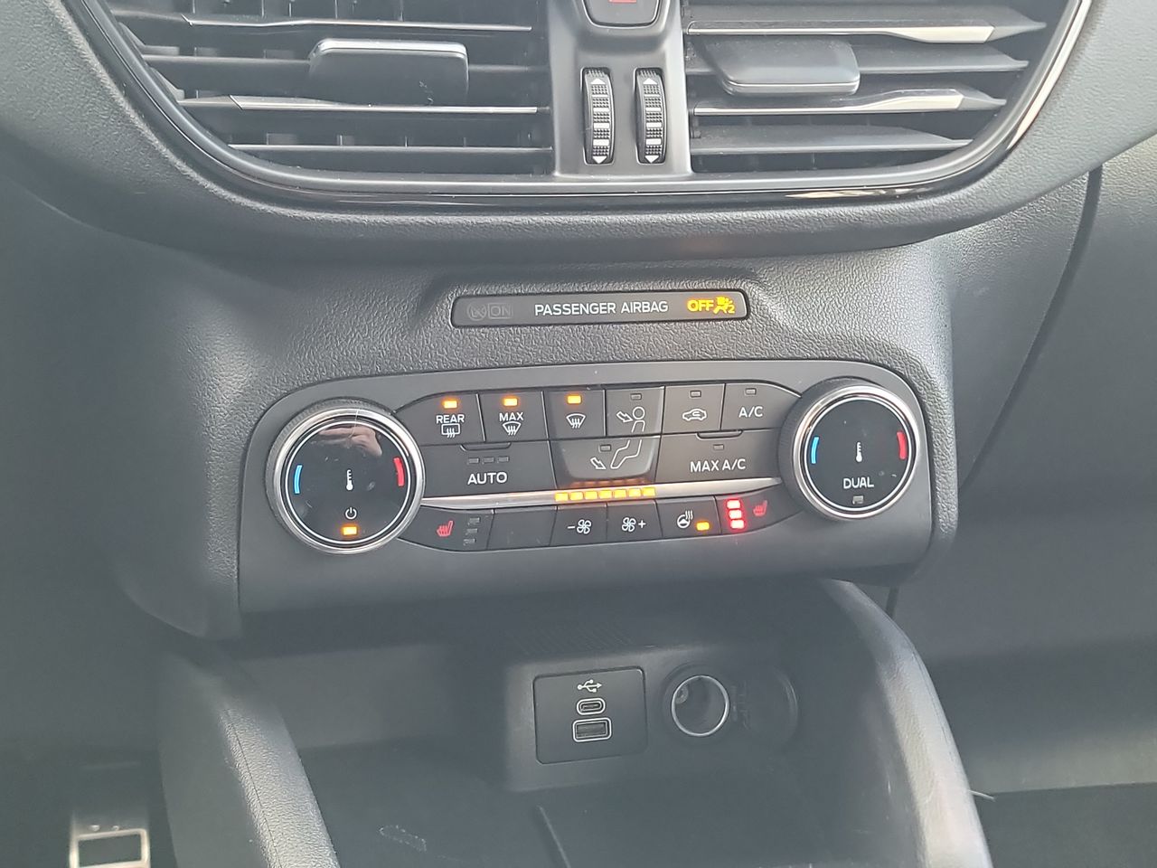 Thumbnail: 2024 Ford Escape - 18