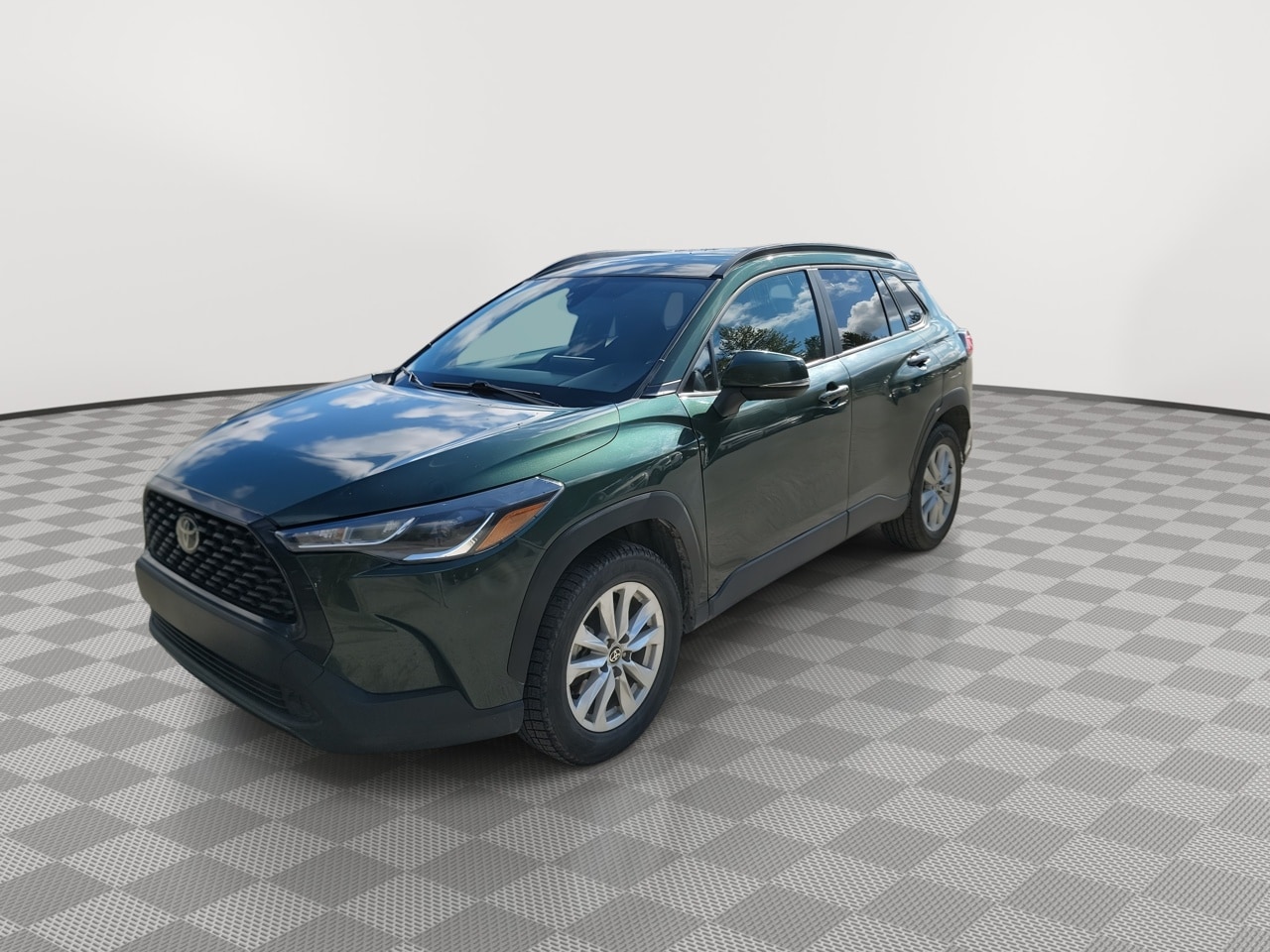 Thumbnail: 2022 Toyota Corolla Cross - 4