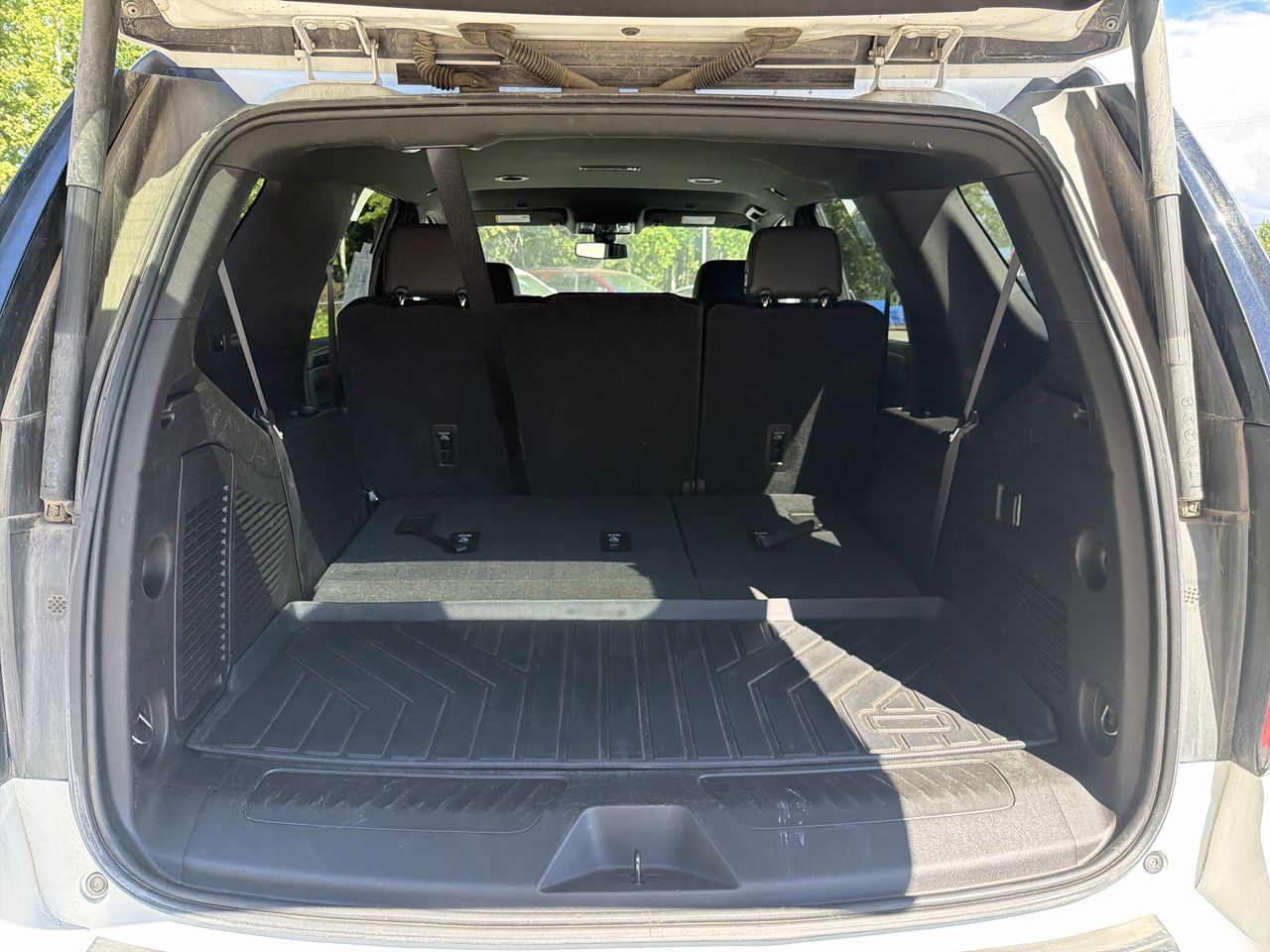 Thumbnail: 2021 Chevrolet Tahoe - 21