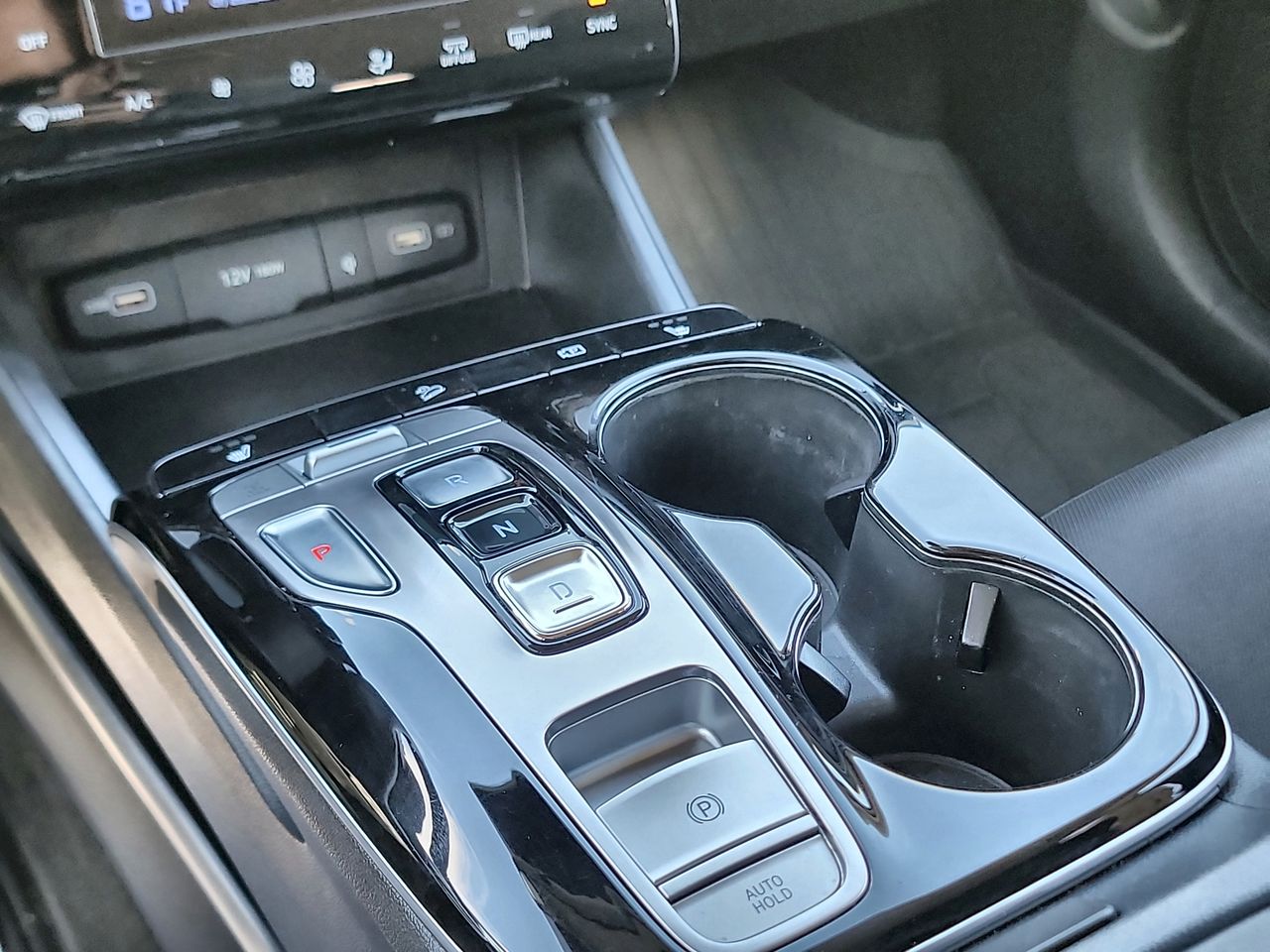 Thumbnail: 2024 Hyundai Tucson - 18