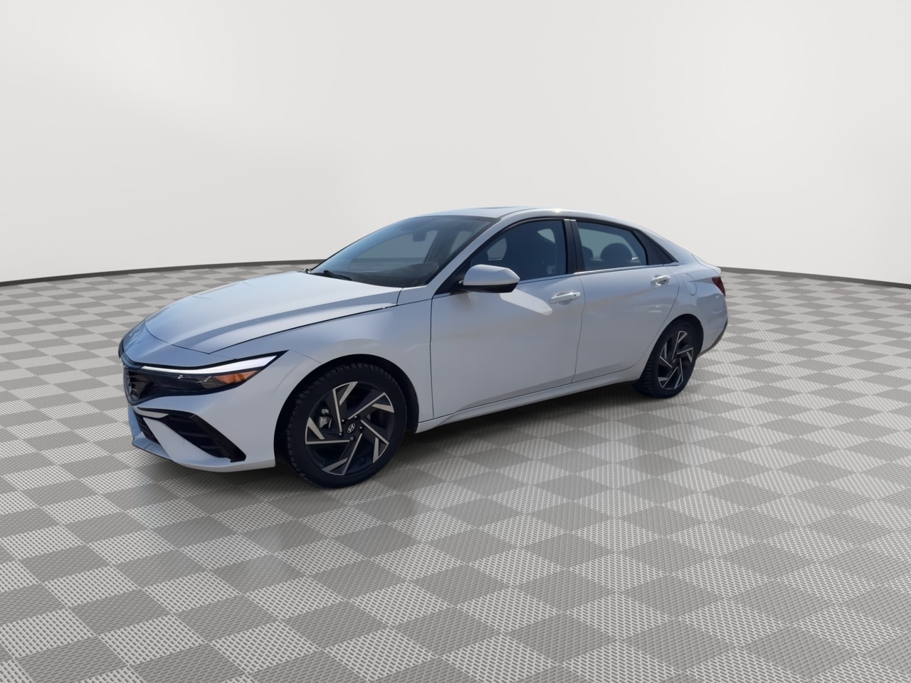 Thumbnail: 2024 Hyundai Elantra - 4