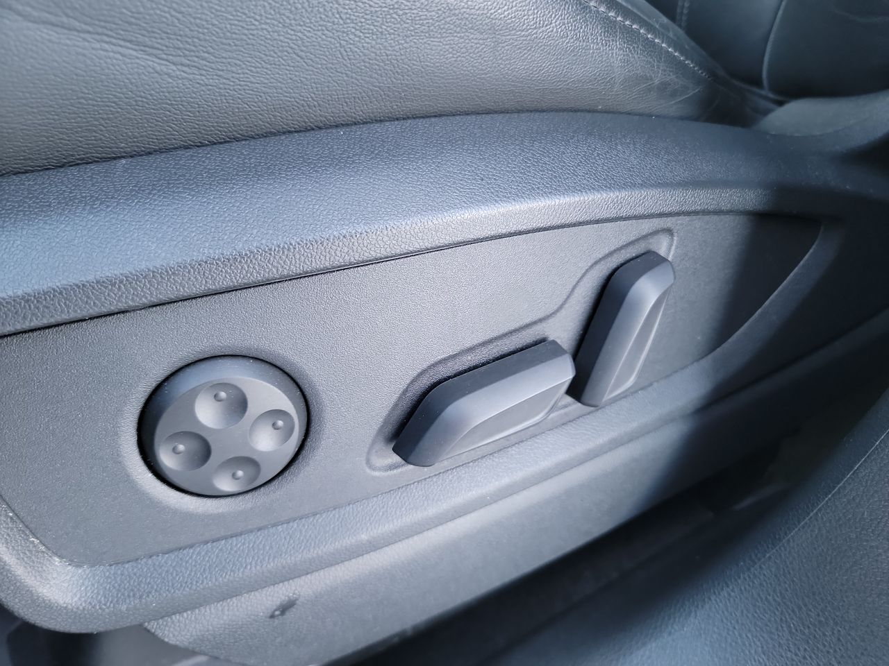 Thumbnail: 2024 Audi Q5 - 12