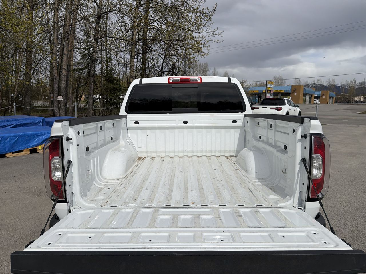 Thumbnail: 2022 GMC Canyon - 21