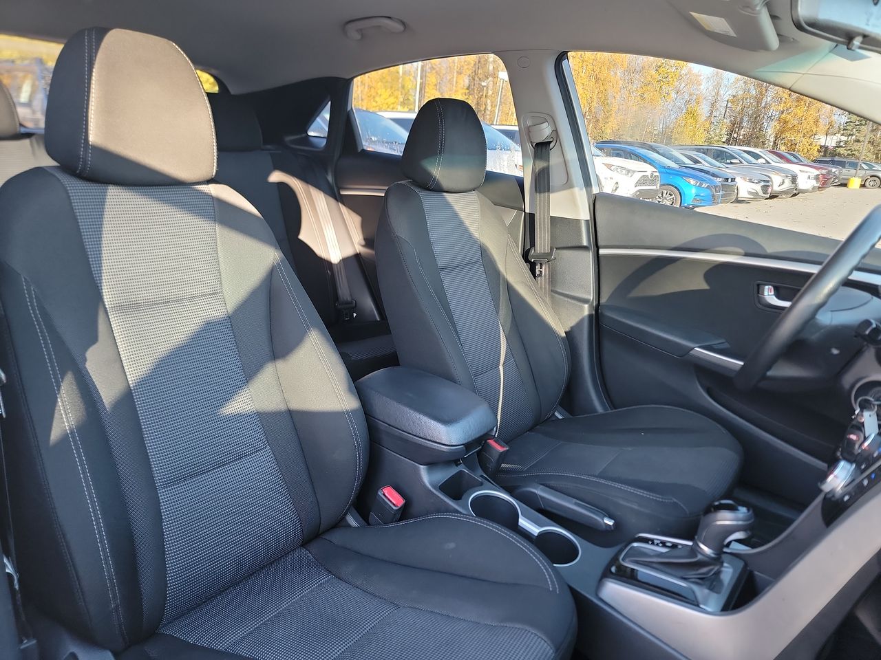 Thumbnail: 2014 Hyundai Elantra - 19