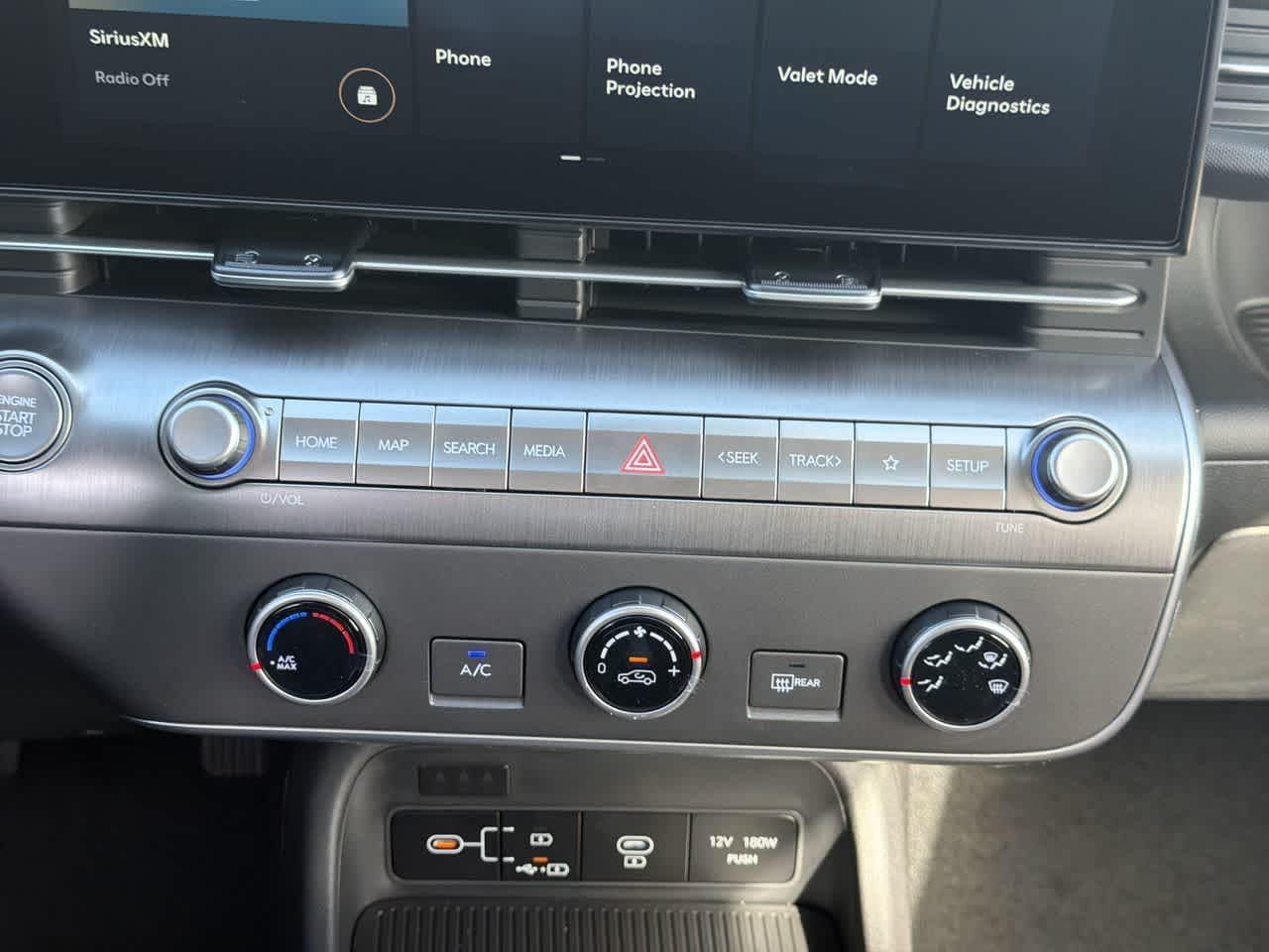 2027 Hyundai Kona Essential - Photo 18