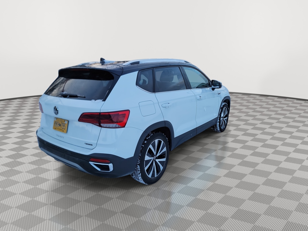 Thumbnail: 2023 Volkswagen Taos - 8