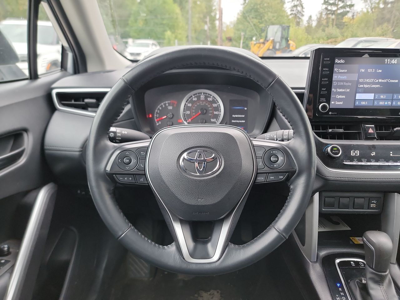 Thumbnail: 2022 Toyota Corolla Cross - 14