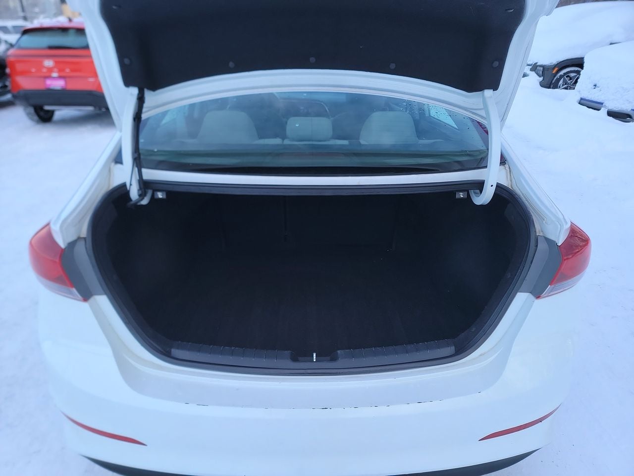 Thumbnail: 2017 Hyundai Elantra - 21