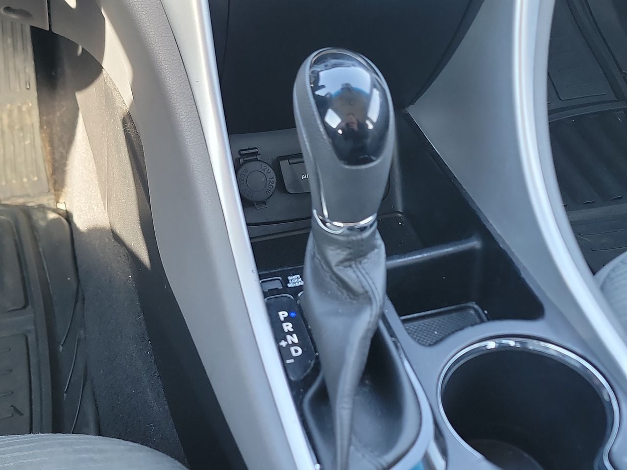 Thumbnail: 2015 Hyundai Sonata - 17