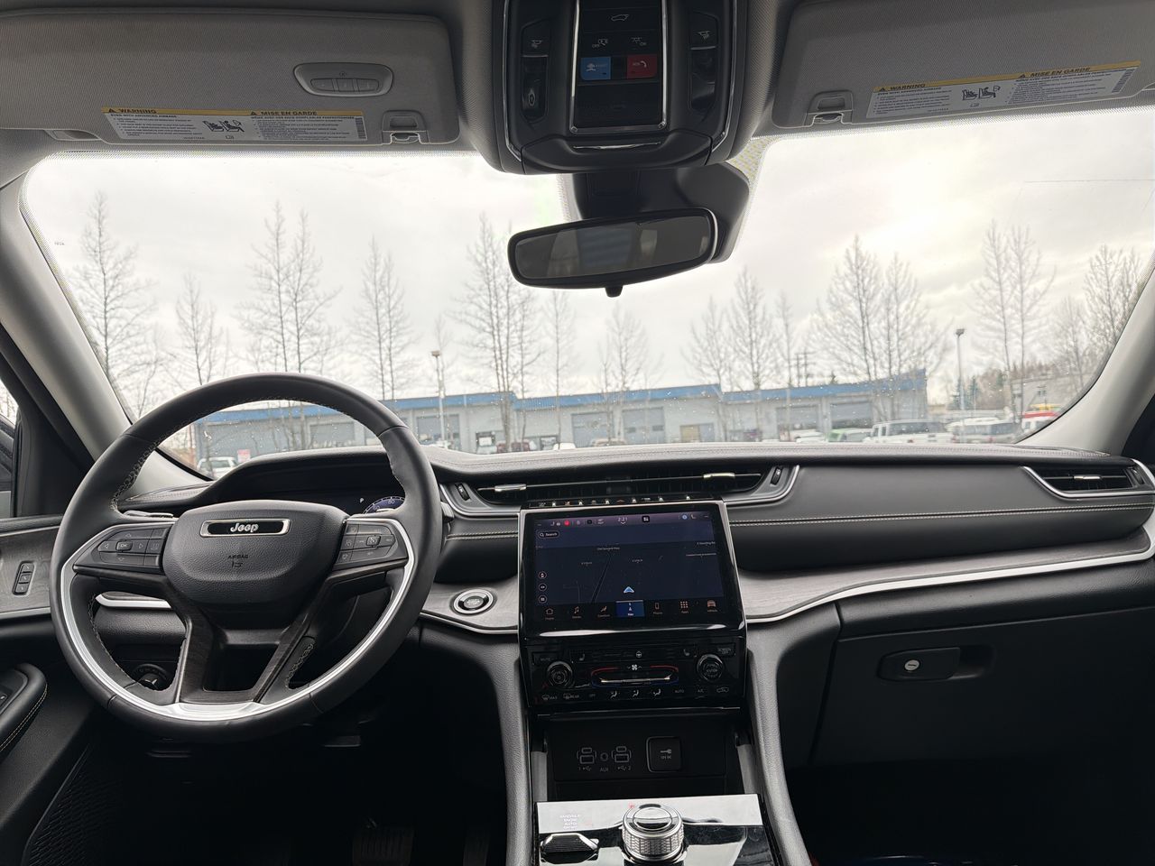 Thumbnail: 2023 Jeep Grand Cherokee - 23
