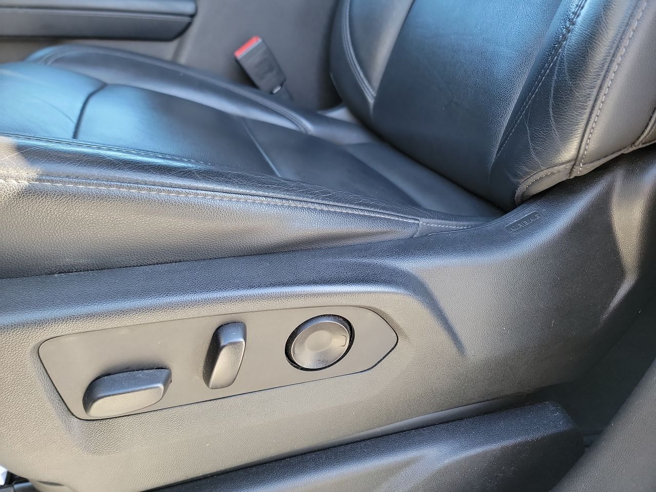 Thumbnail: 2021 Chevrolet Tahoe - 12