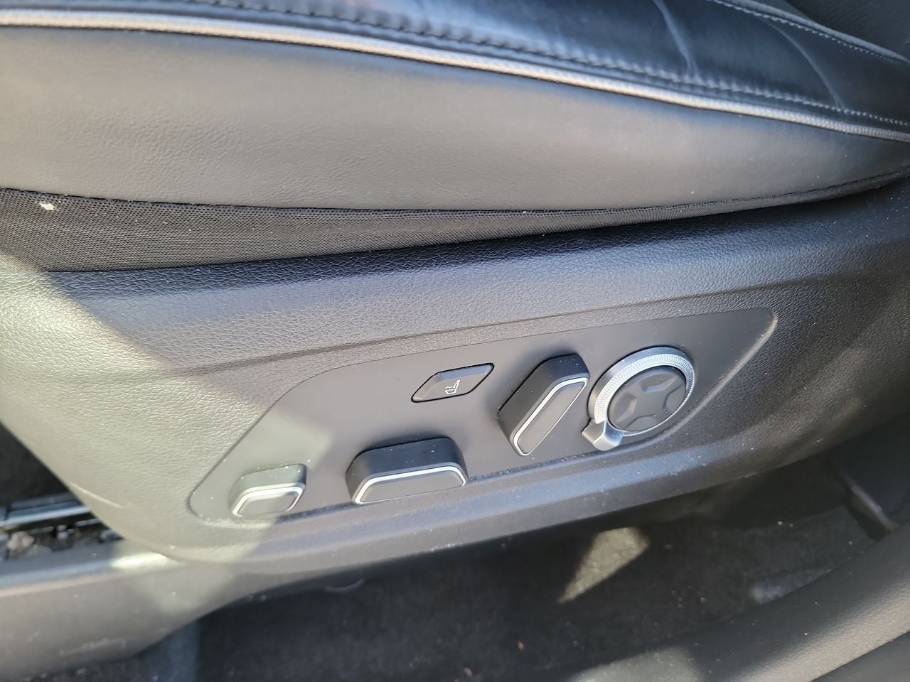 Thumbnail: 2025 Hyundai Palisade - 12