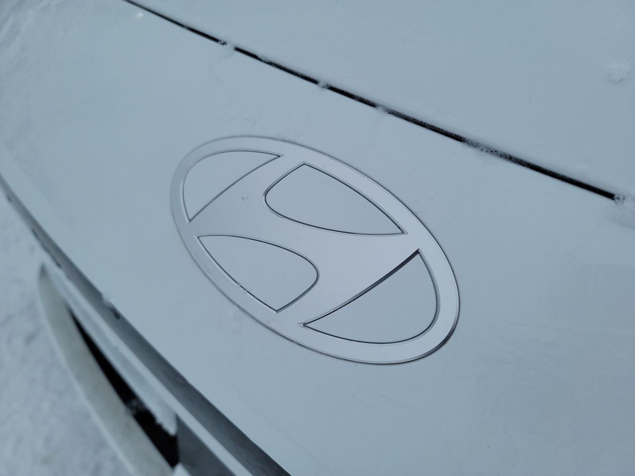 Thumbnail: 2023 Hyundai Ioniq 6 - 25