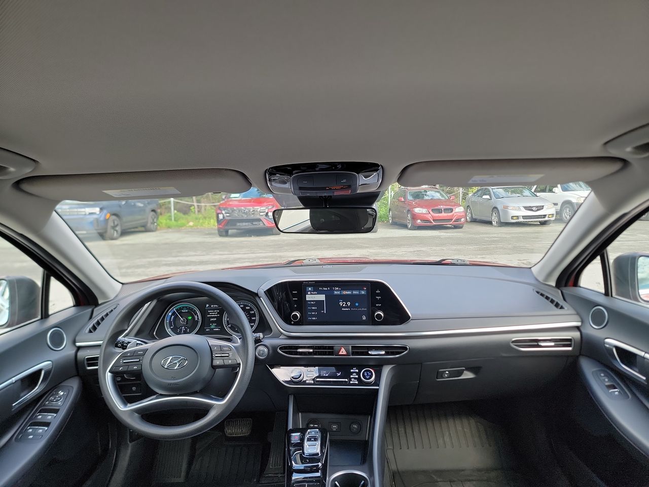 Thumbnail: 2023 Hyundai Sonata - 25