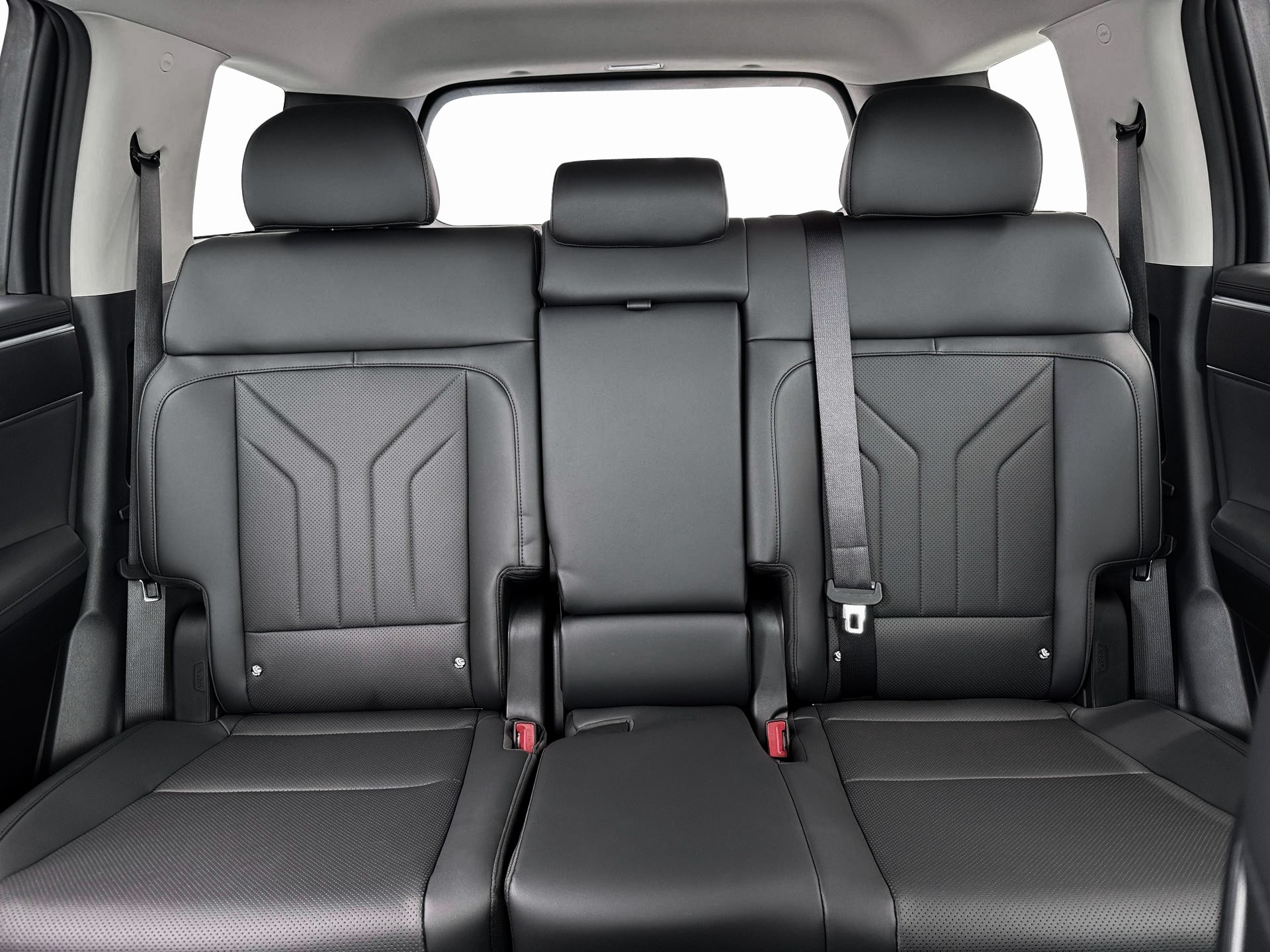 Thumbnail: 2026 Hyundai Santa Fe - 16