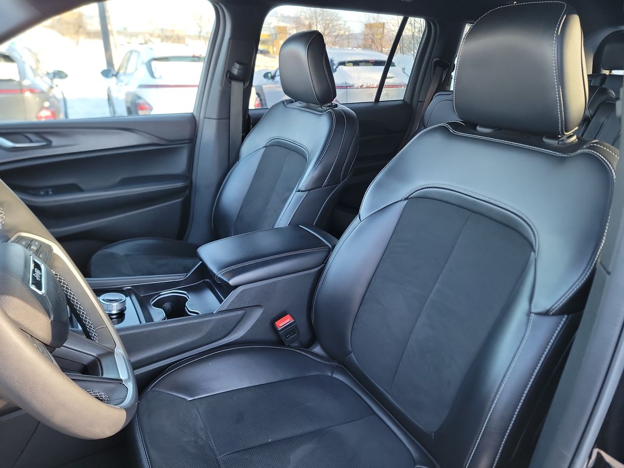 Thumbnail: 2024 Jeep Grand Cherokee L - 13