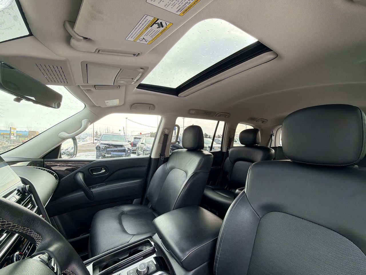 Thumbnail: 2024 INFINITI QX80 - 19