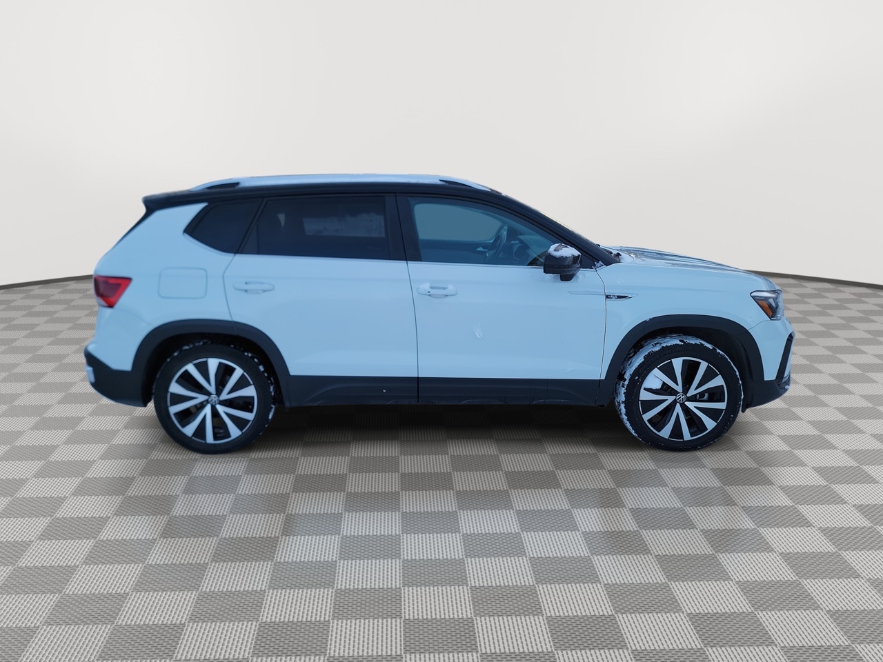 Thumbnail: 2023 Volkswagen Taos - 9