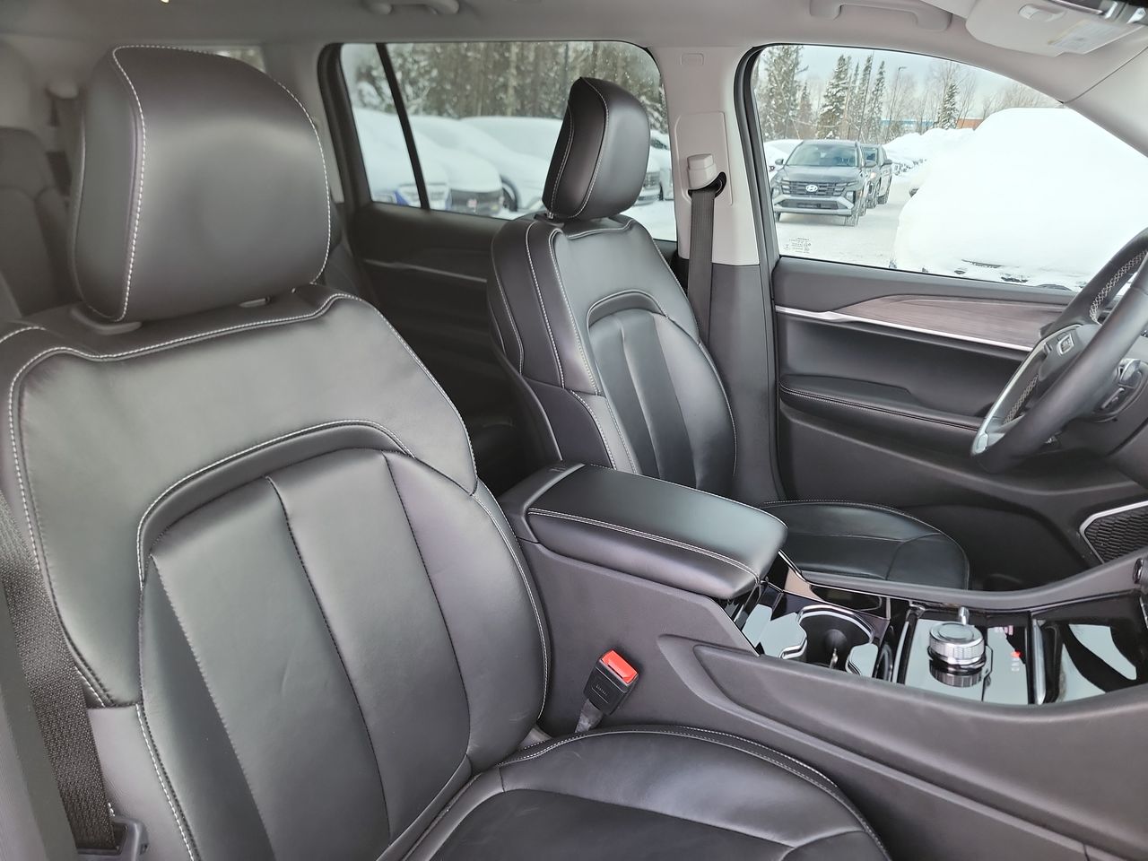 Thumbnail: 2022 Jeep Grand Cherokee - 20