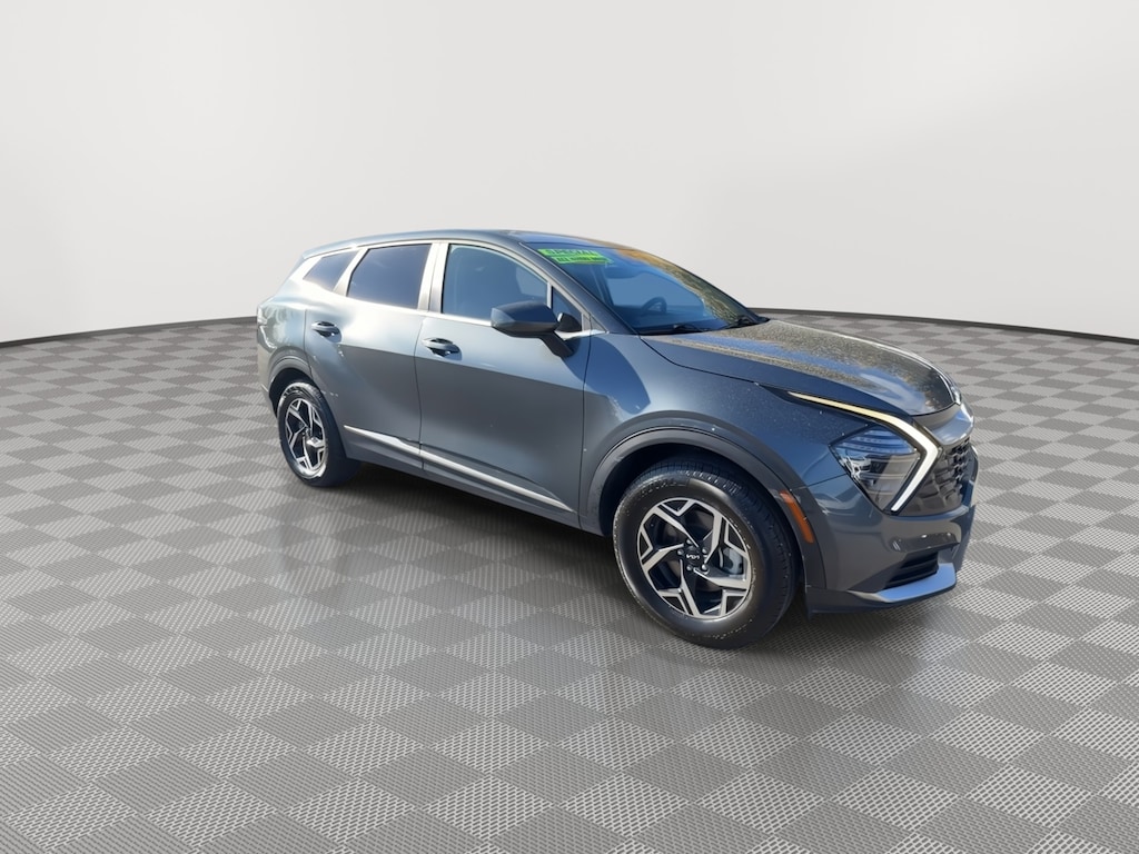 Used 2024 Kia Sportage LX SUV