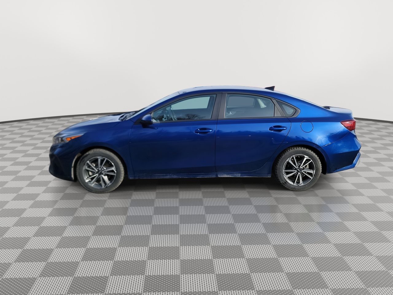 Thumbnail: 2023 Kia Forte - 5
