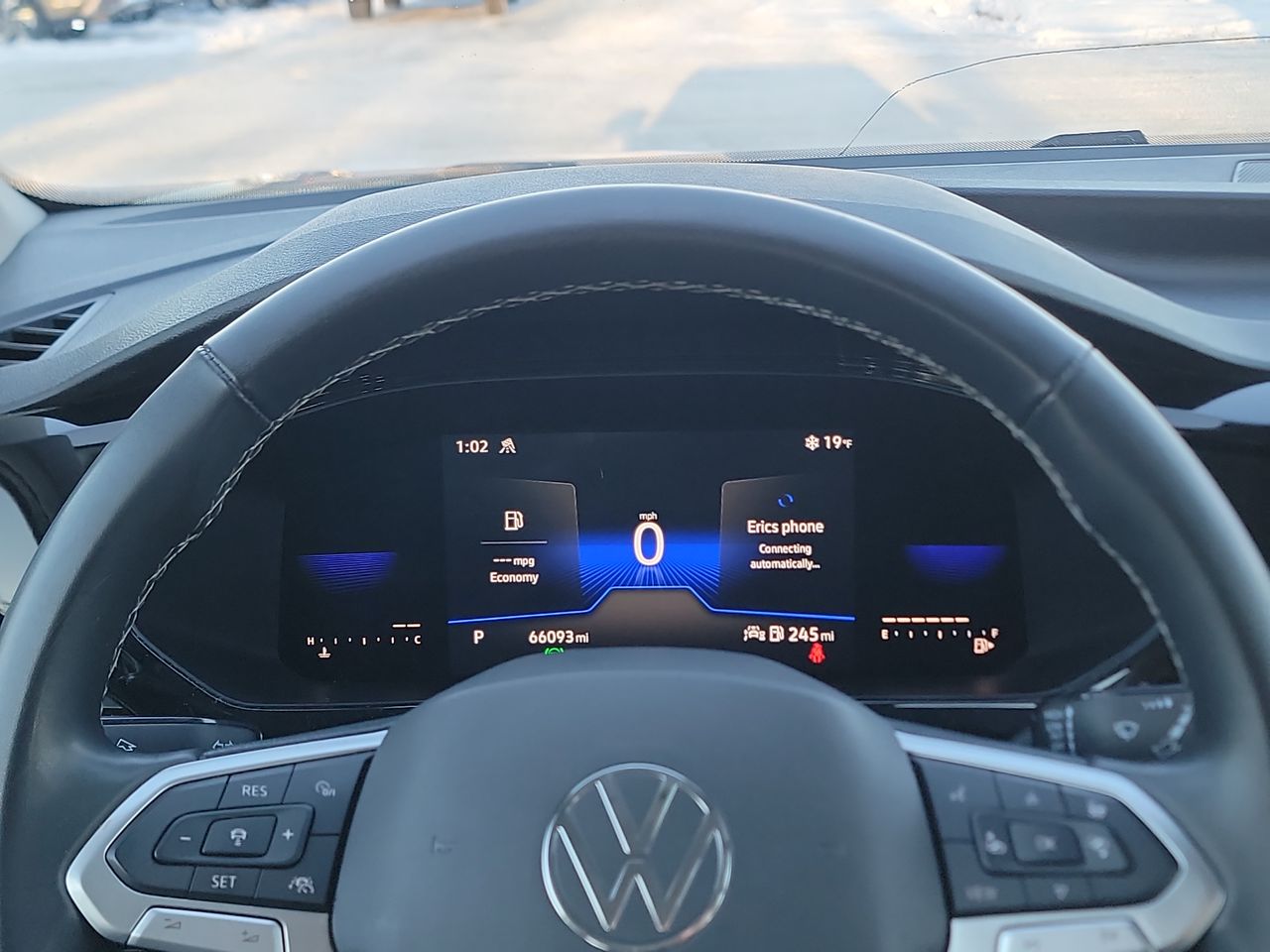 Thumbnail: 2022 Volkswagen Taos - 15