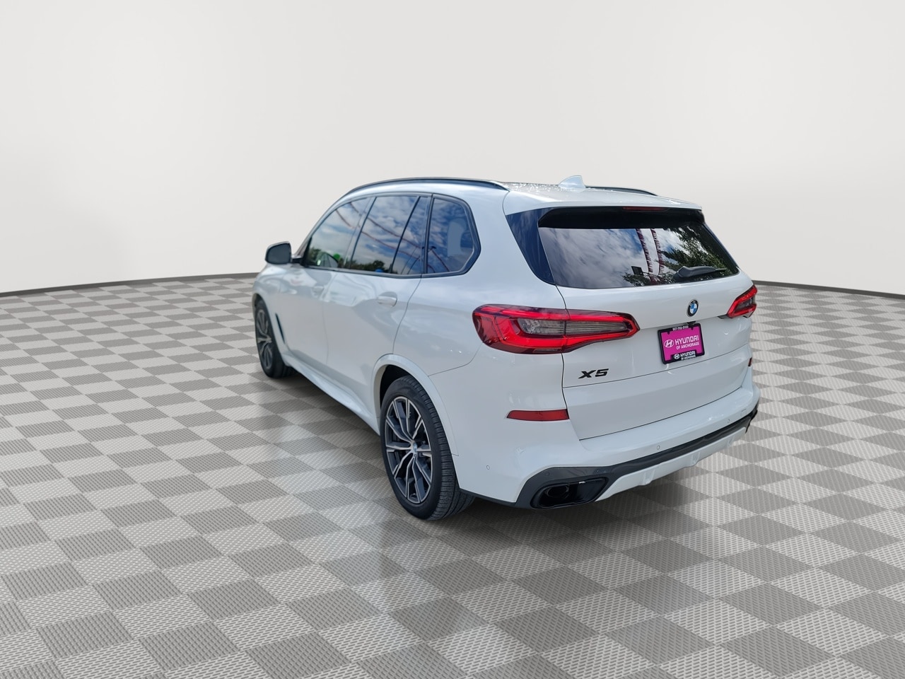 Thumbnail: 2020 BMW X5 - 6