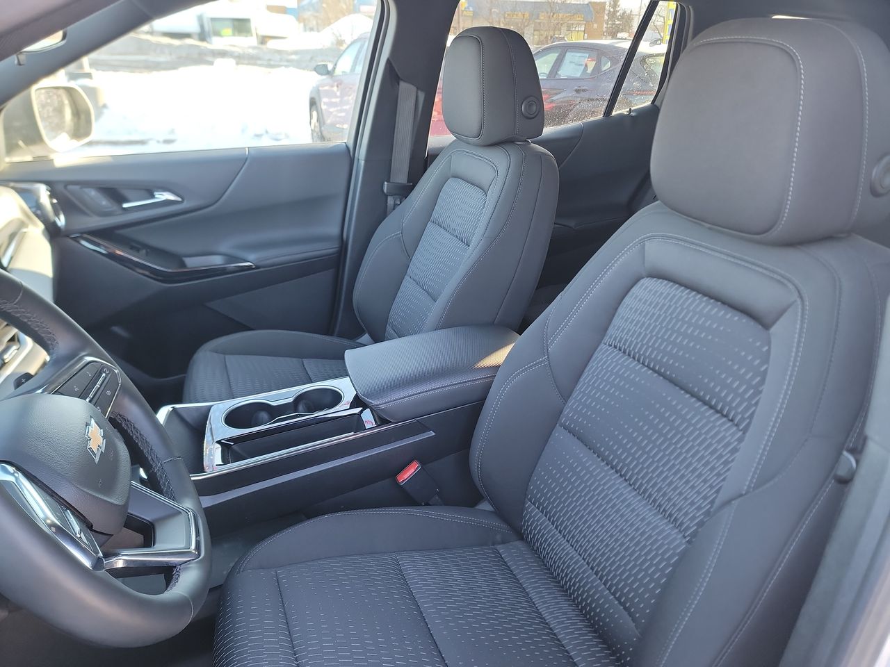 Thumbnail: 2025 Chevrolet Equinox - 13