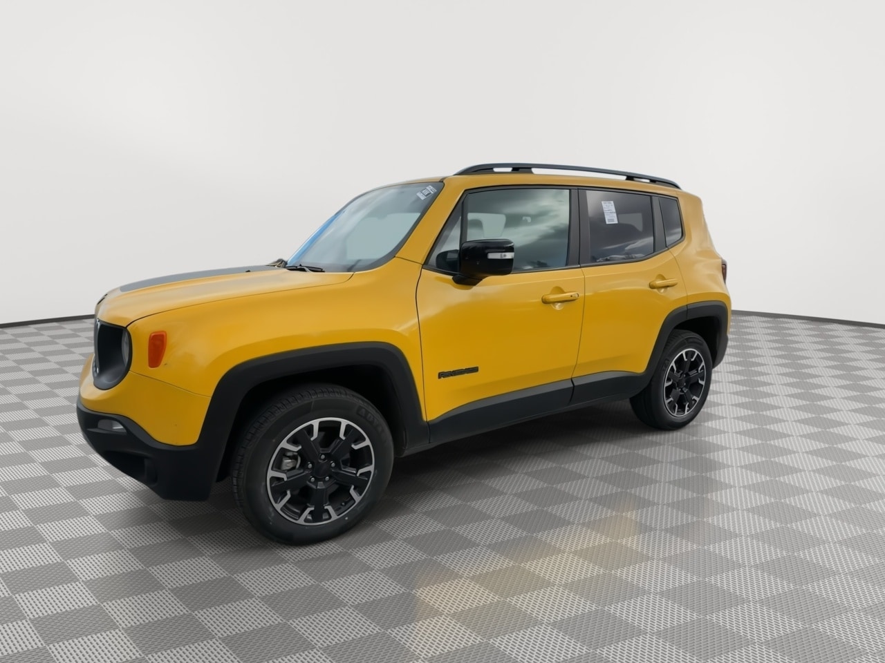 Thumbnail: 2023 Jeep Renegade - 4