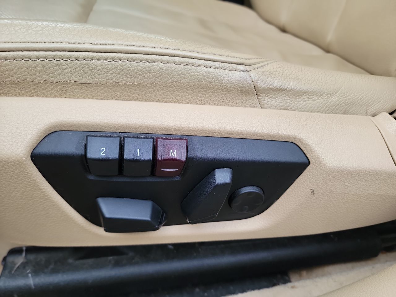 Thumbnail: 2014 BMW 3 Series - 12