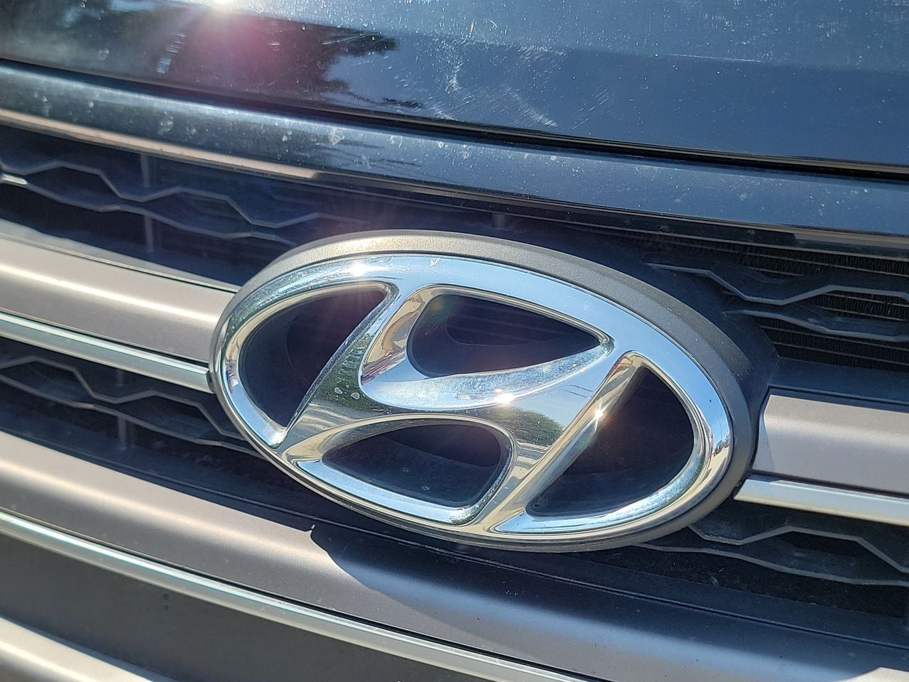 Thumbnail: 2016 Hyundai Elantra - 24