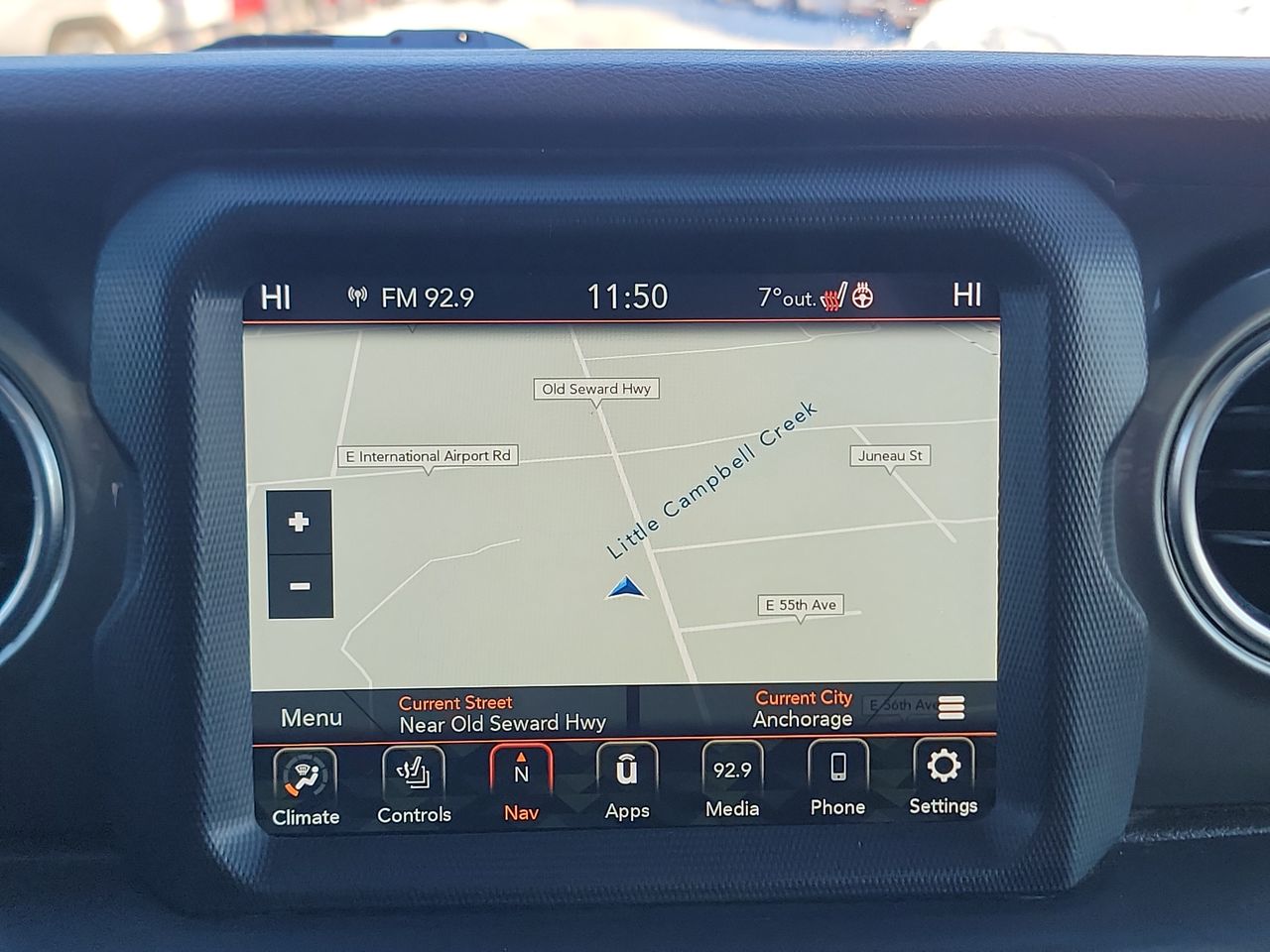 Thumbnail: 2020 Jeep Gladiator - 17