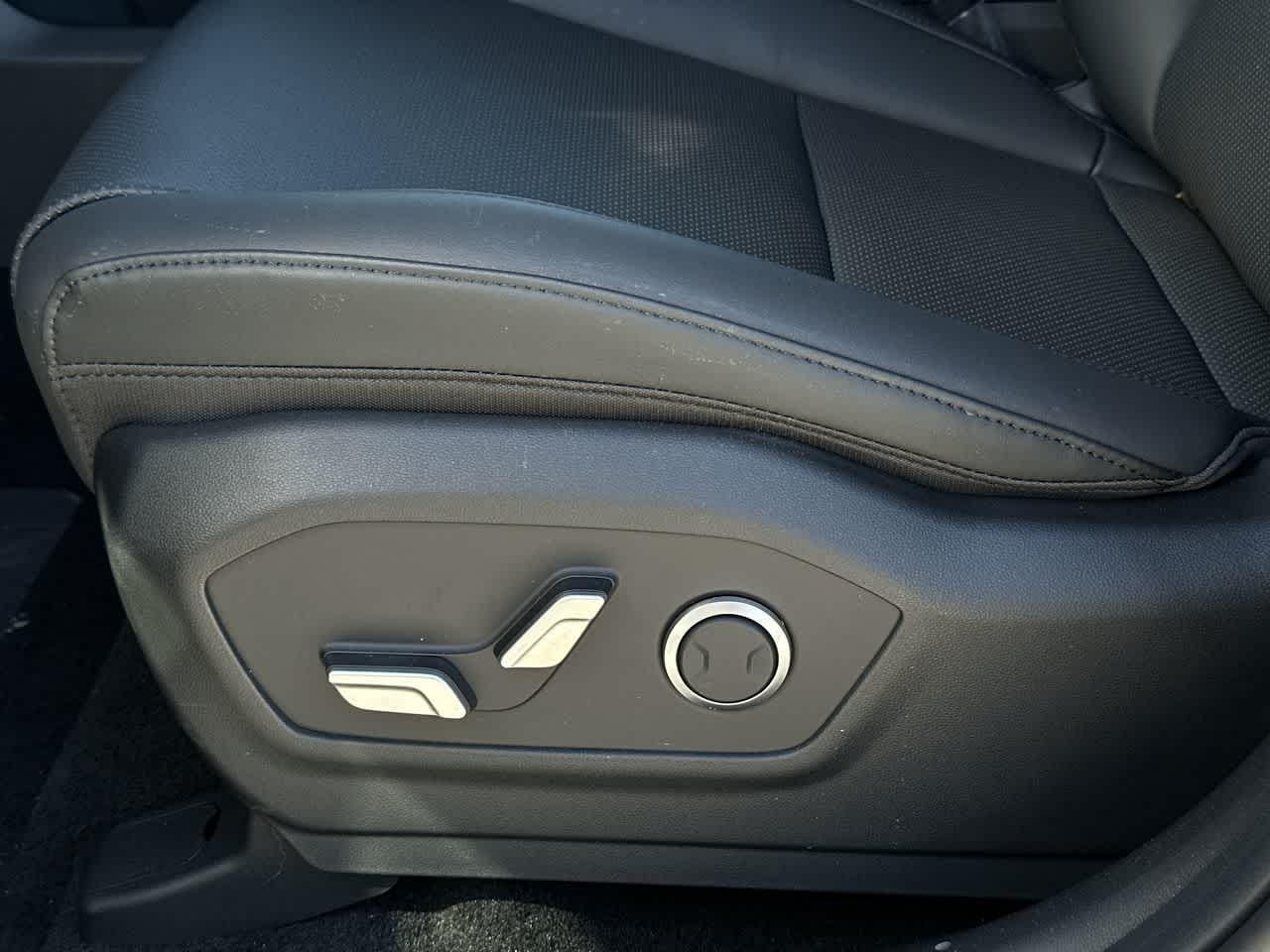 Thumbnail: 2026 Hyundai Santa Fe - 12