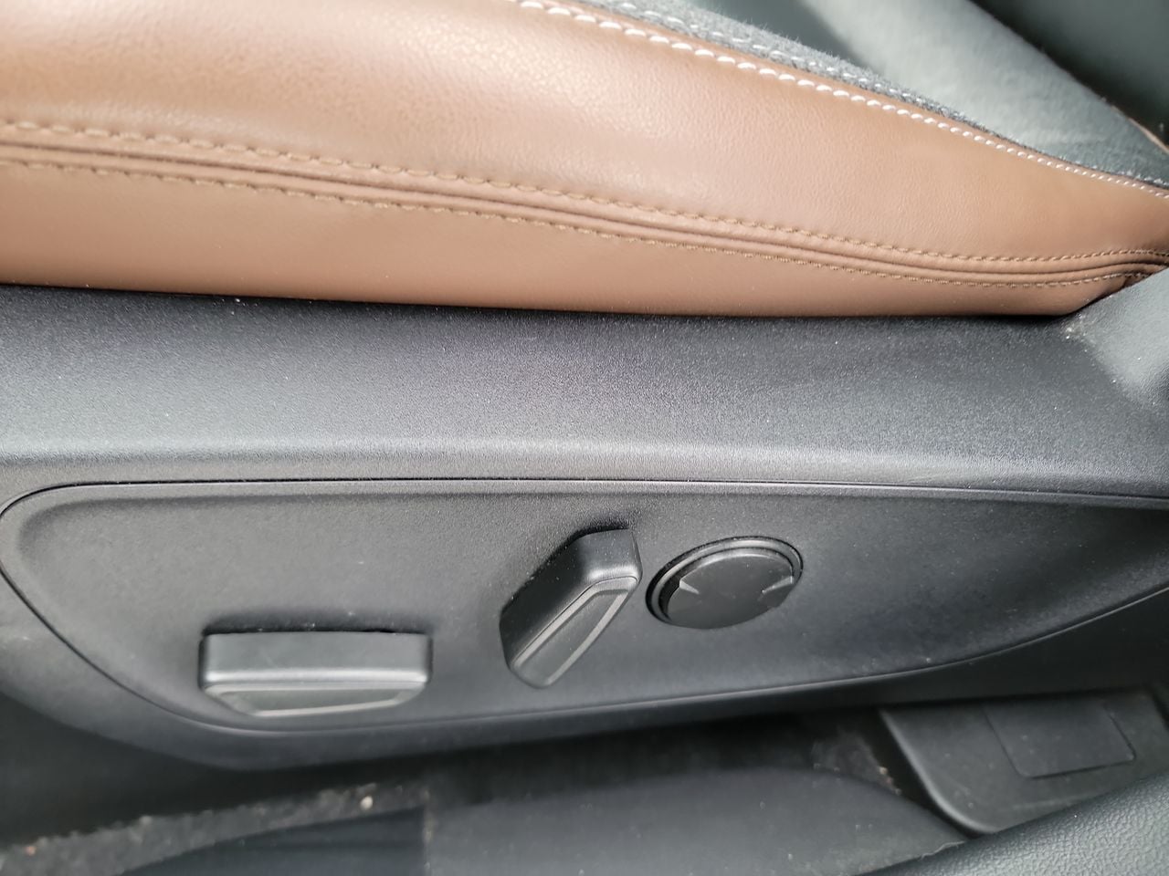 Thumbnail: 2023 Ford Bronco Sport - 12